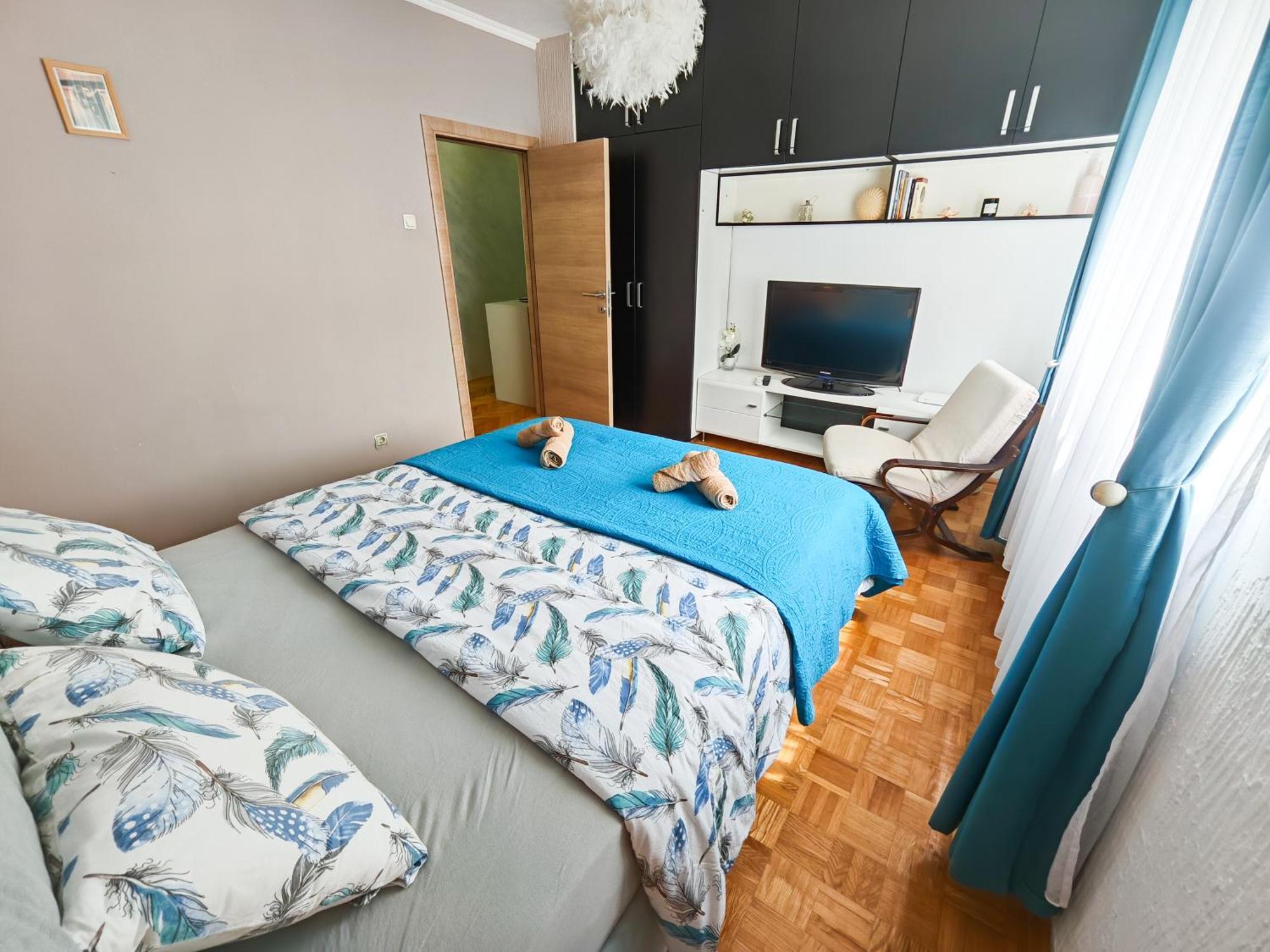 Apartman Julija Donji Milanovac Esterno foto