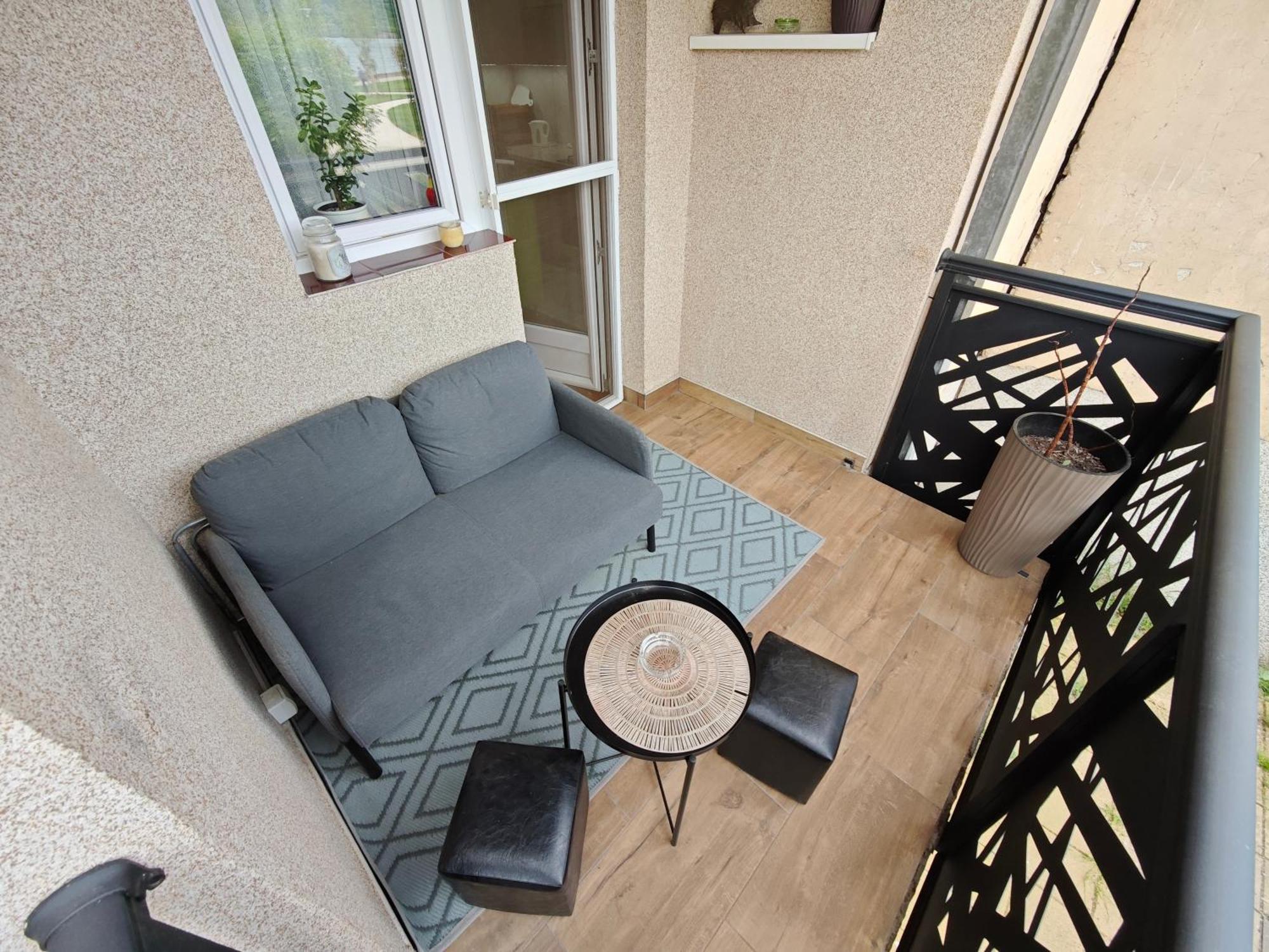 Apartman Julija Donji Milanovac Esterno foto