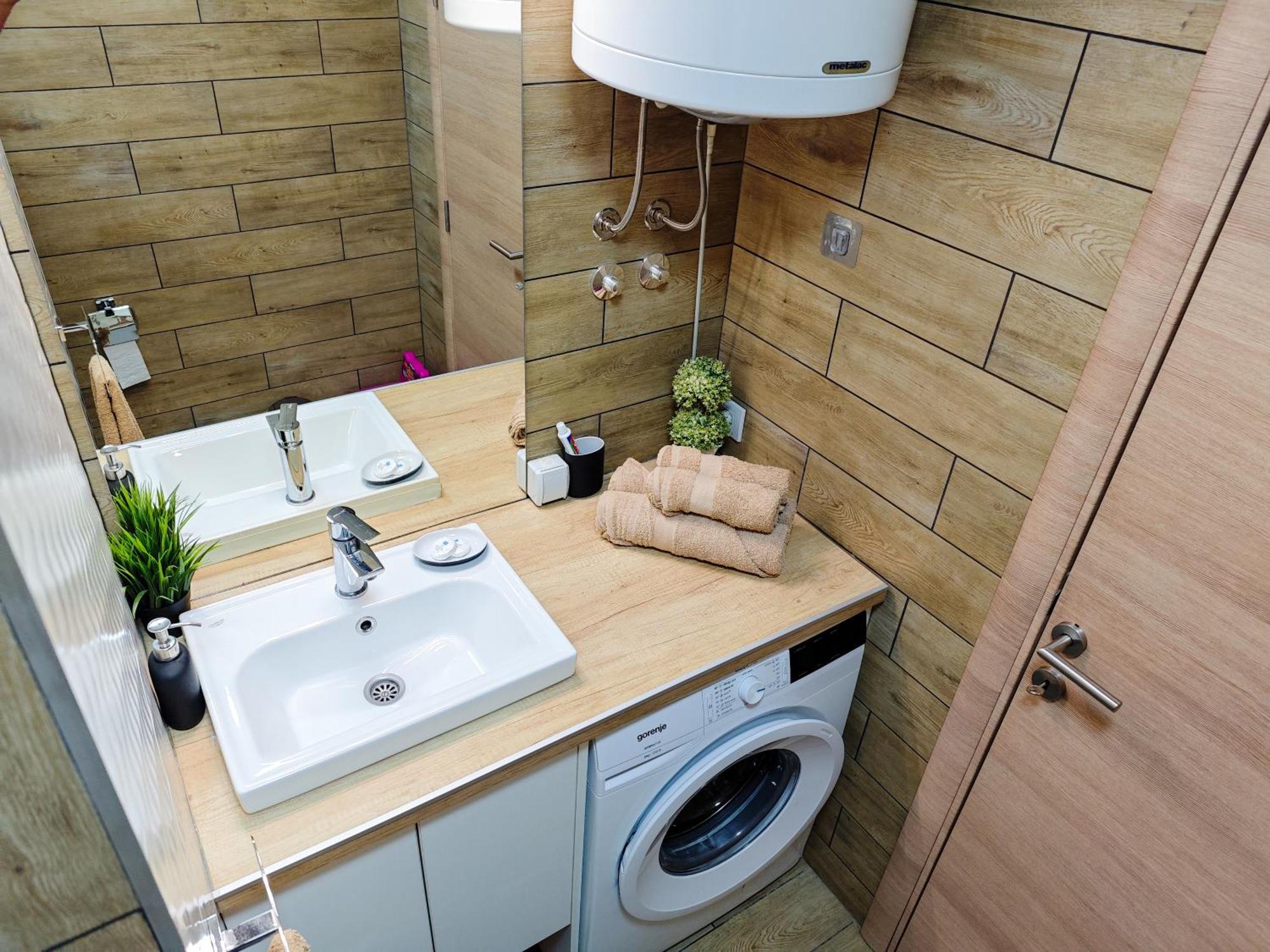 Apartman Julija Donji Milanovac Esterno foto